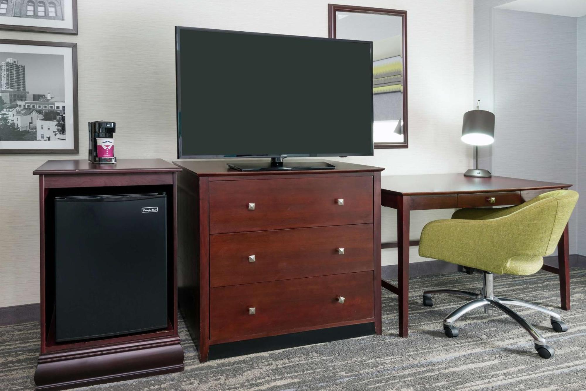 Hampton Inn South Plainfield-Piscataway Bagian luar foto