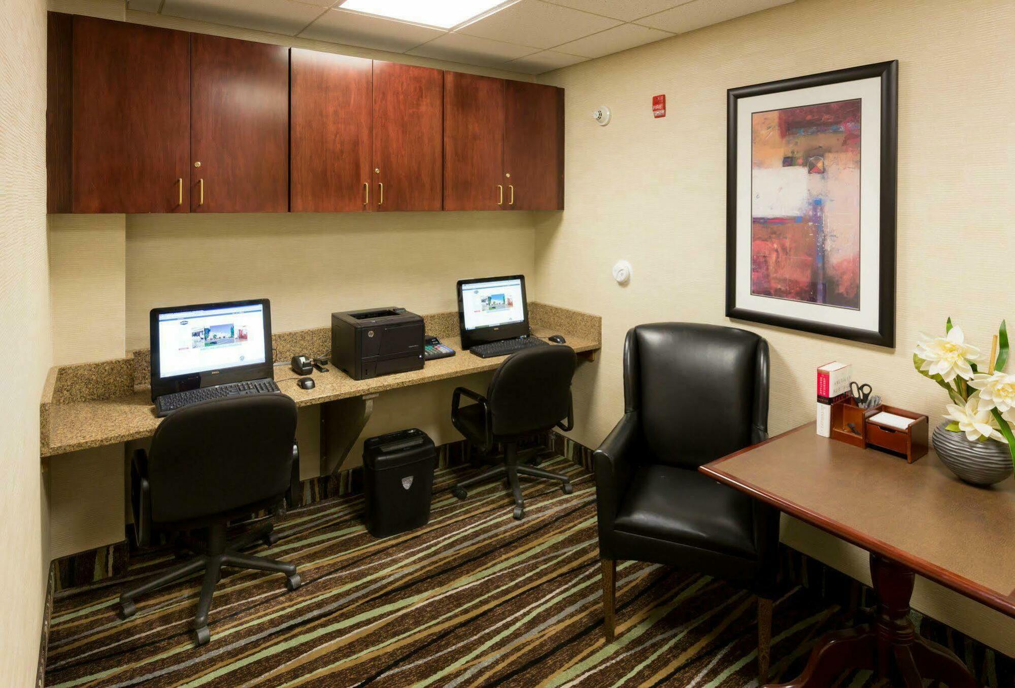 Hampton Inn South Plainfield-Piscataway Bagian luar foto